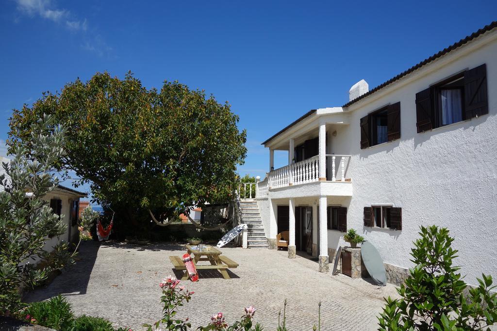 Moka Surfhouse Hostel Ericeira Exterior photo